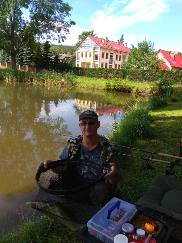 Jesiotr 3,3 kg - wyrónanie PB