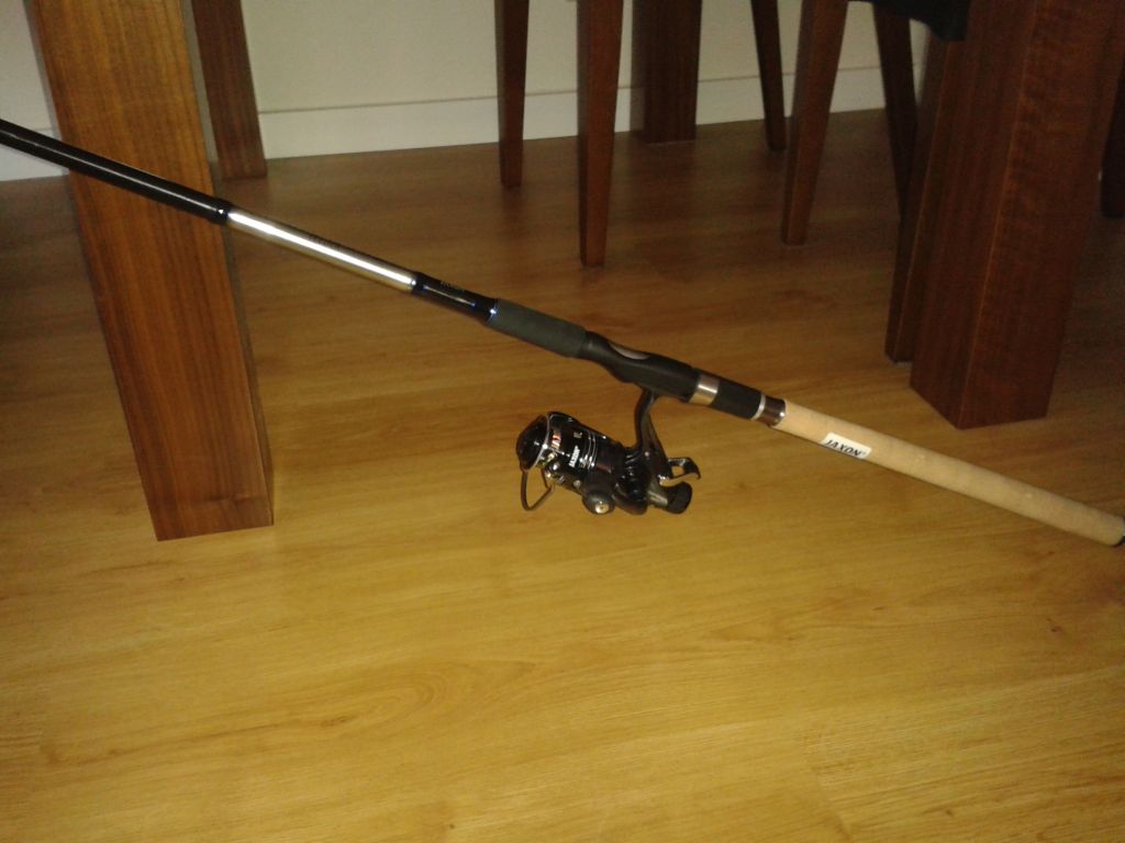 Wędka Jaxon Silver Shadow 330 30-70 g + kolowrotek Jaxon Top Feeder 30 FR